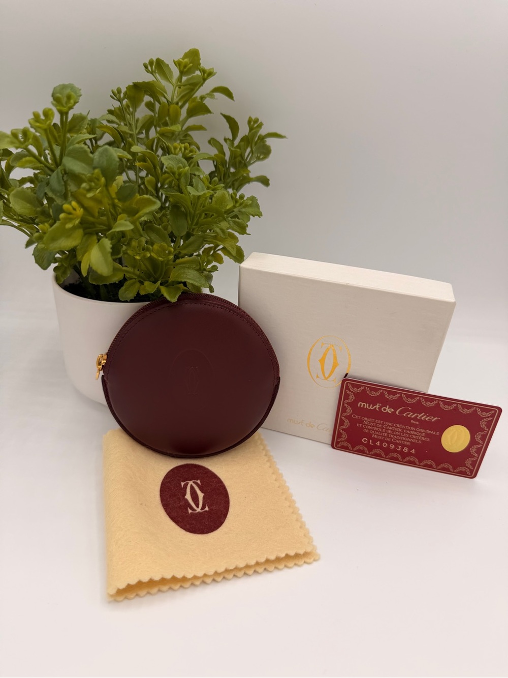 Cartier Must de Cartier Burgundy Leather Round Coin Case VINTAGE, NWOT!